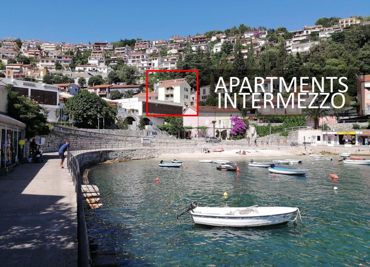 Apartment Suzie Q - Intermezzo With Sea View ราบัซ ภายนอก รูปภาพ